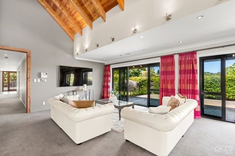 Photo of property in 14 Mount Marua Way, Timberlea, Upper Hutt, 5018