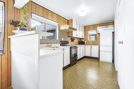 Photo of property in 33 Anthony Crescent, Bader, Hamilton, 3206