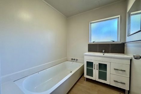 Photo of property in 7a Lupton Road, Manurewa, Auckland, 2102