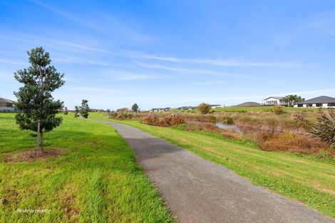 Photo of property in 35 Sarah Place, Papamoa Beach, Papamoa, 3118