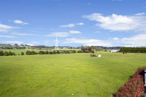 Photo of property in 342 Manutahi Road, Lepperton, New Plymouth, 4372