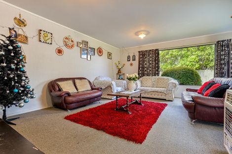 Photo of property in 11 Jordan Way, Kelvin Grove, Palmerston North, 4414