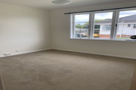 Photo of property in 98 Oakdale Road, Mount Roskill, Auckland, 1041