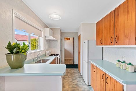 Photo of property in 4 Saunders Place, Gonville, Whanganui, 4501