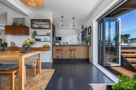 Photo of property in 72 Rosetta Road, Raumati South, Paraparaumu, 5032