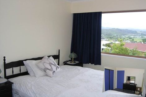 Photo of property in 5 Alleyne Court, Brown Owl, Upper Hutt, 5018