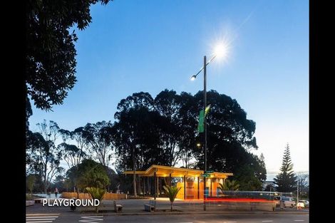 Photo of property in Twin Towers, 611/17 Putney Way, Manukau, Auckland, 2104