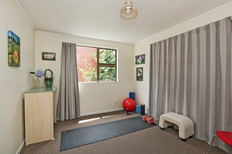 Photo of property in 15 Golding Road, Taradale, Napier, 4112