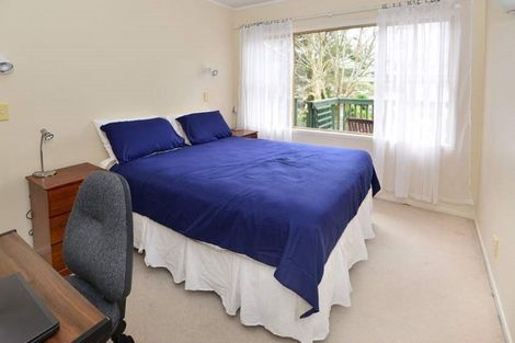 Photo of property in 51 Gledstane Road, Stanmore Bay, Whangaparaoa, 0932