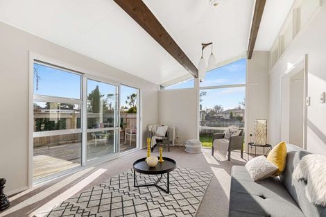 Photo of property in 6 Abraham Crescent, Milson, Palmerston North, 4414