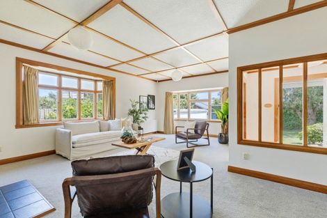 Photo of property in 25 Glen Almond Street, New Plymouth, 4310