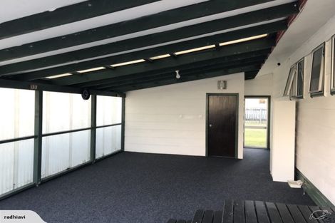 Photo of property in 95 Aquarius Drive, Kawaha Point, Rotorua, 3010