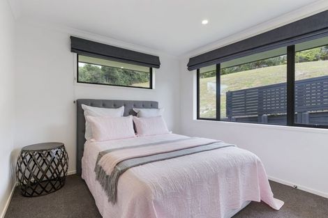 Photo of property in 17 Wautaiti Drive, Riverhead, 0820