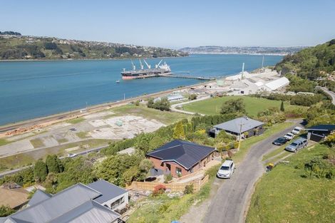 Photo of property in 20 Ocean View Road, Ravensbourne, Dunedin, 9022