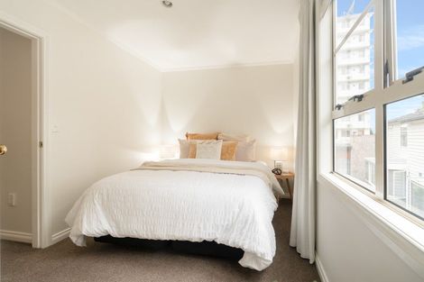 Photo of property in 12b Glenmore Street, Thorndon, Wellington, 6011