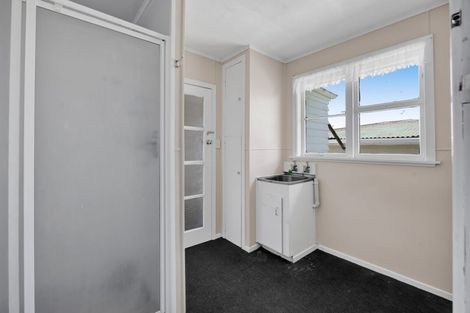 Photo of property in 198 Beaconsfield Road, Midhirst, Stratford, 4394