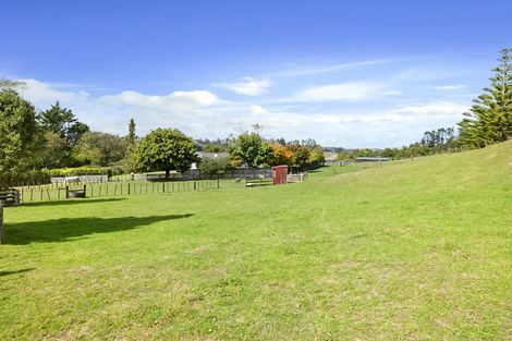 Photo of property in 768 Mountain Road, Lepperton, Inglewood, 4389