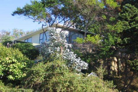 Photo of property in 15 Halswater Drive, Churton Park, Wellington, 6037