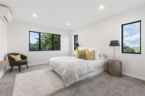 Photo of property in 24 Lorikeet Place, Unsworth Heights, Auckland, 0632