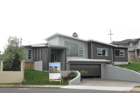 Photo of property in 27 Roderick Place, Rototuna, Hamilton, 3210