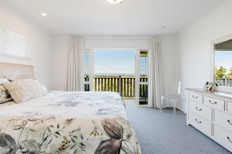 Photo of property in 18 Tironui Terrace, Western Heights, Hamilton, 3200