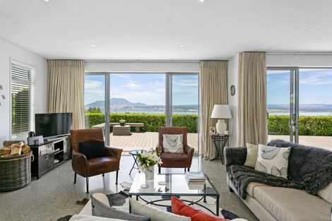 Photo of property in 12 Cameron Drive, Acacia Bay, Taupo, 3385