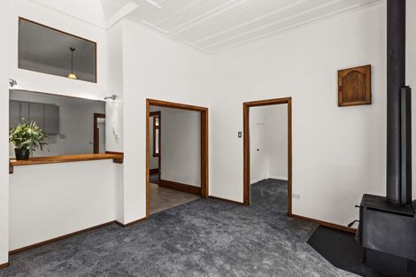 Photo of property in 25 Chaucer Road, Hospital Hill, Napier, 4110