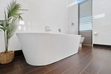 Photo of property in 168 Waterways Parade, Pauanui, Hikuai, 3579