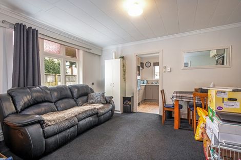 Photo of property in 98 Wood Street, Takaro, Palmerston North, 4410