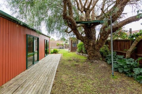 Photo of property in 3 Chilton Drive, Mairehau, Christchurch, 8052