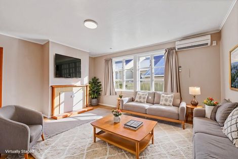 Photo of property in 15 Balgay Street, Upper Riccarton, Christchurch, 8041