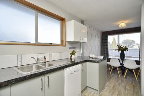 Photo of property in 25 Bayswater Crescent, Bromley, Christchurch, 8062