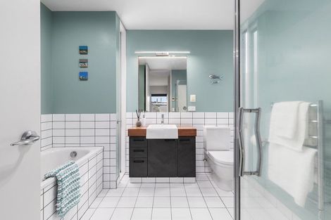 Photo of property in 14 Boardwalk Lane, Seatoun, Wellington, 6022