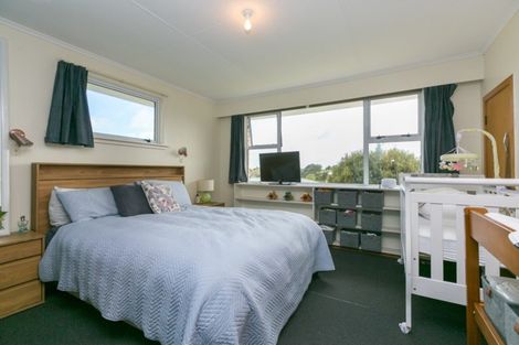 Photo of property in 7b Penrith Street, Westown, New Plymouth, 4310