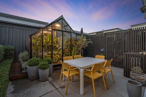 Photo of property in 4 Nohanga Lane, Hobsonville, Auckland, 0616