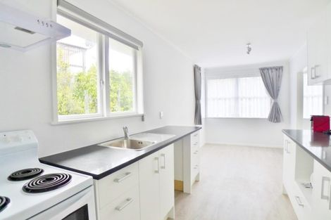 Photo of property in 63 Rehia Road, Massey, Auckland, 0614