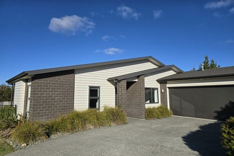 Photo of property in 116 Endeavour Drive, Whitby, Porirua, 5024