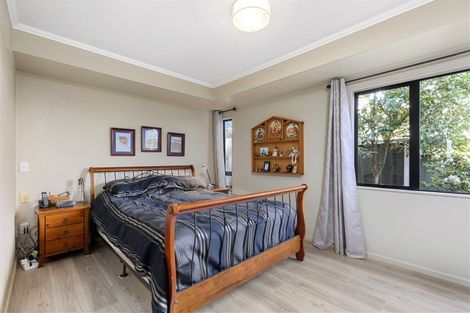 Photo of property in 2/9 Cashmere Place, Glenfield, Auckland, 0629