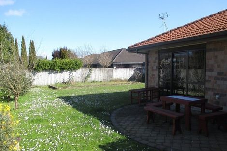 Photo of property in 34 Ravenscourt Place, Huntington, Hamilton, 3210