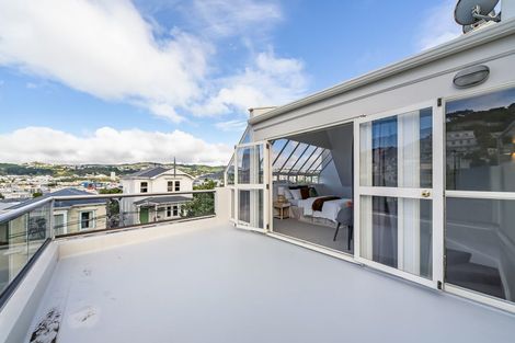 Photo of property in Mcfarlane Mews, 7/2 Mcfarlane Street, Mount Victoria, Wellington, 6011