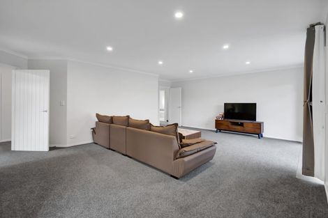 Photo of property in 37 Dillon Drive, Bell Block, New Plymouth, 4312