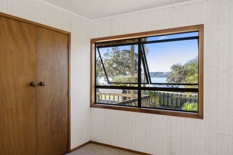 Photo of property in 2 Seaview Road, Paihia, 0200