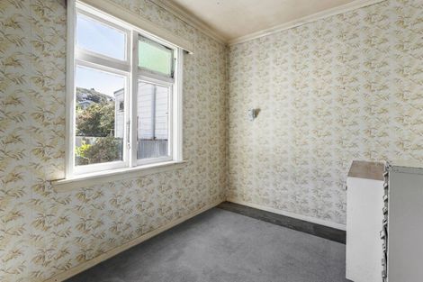 Photo of property in 32 The Parade, Island Bay, Wellington, 6023