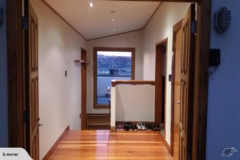 Photo of property in 1 Bunker Way, Strathmore Park, Wellington, 6022