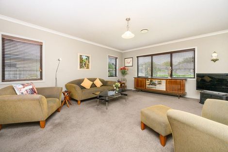 Photo of property in 8 Stonebridge Heights, Feilding, 4702