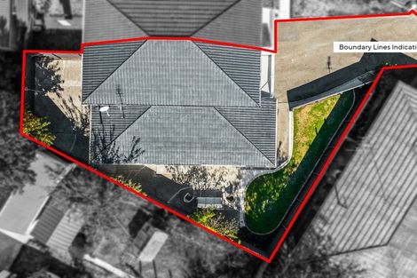 Photo of property in 2/19 De Bloge Place, Burwood, Christchurch, 8061