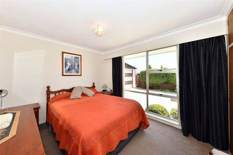 Photo of property in 16 Gibson Drive, Hornby, Christchurch, 8042