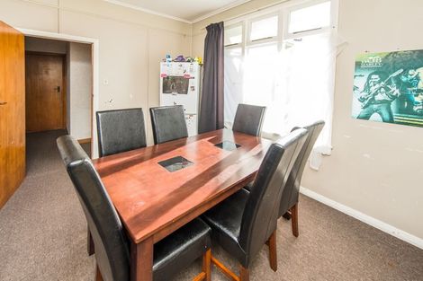 Photo of property in 42 High Street, Marton, 4710