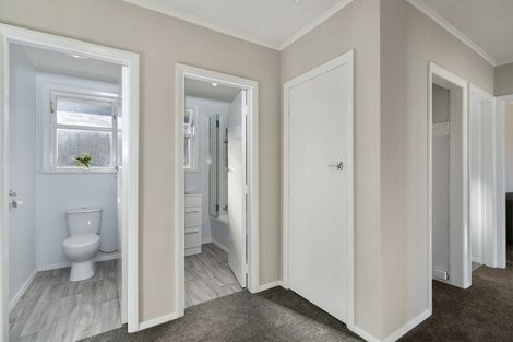 Photo of property in 17 Wilson Crescent, Highbury, Palmerston North, 4412