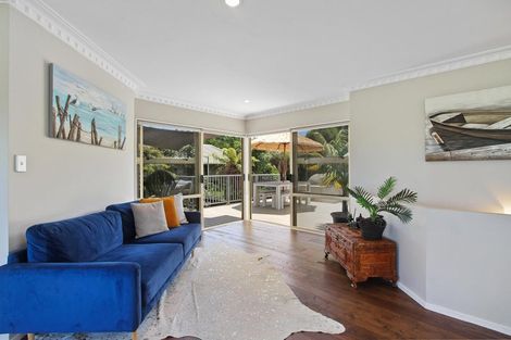 Photo of property in 27 Stella Drive, Clarks Beach, 2122